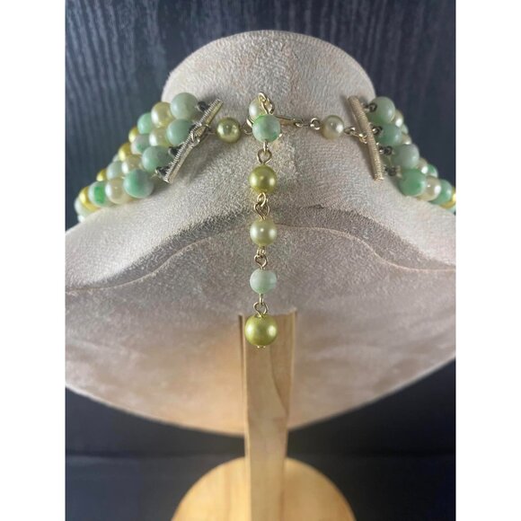 Vintage MCM 4 strands Beaded Necklace Multi-Strand Green Gold & Pearl-Like Beads - Picture 8 of 9